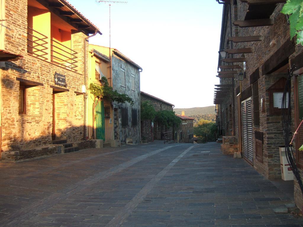 Casa Rural Al-Mofrag Y Apartamentos El Mirador De Monfraguee Villarreal de San Carlos Dış mekan fotoğraf