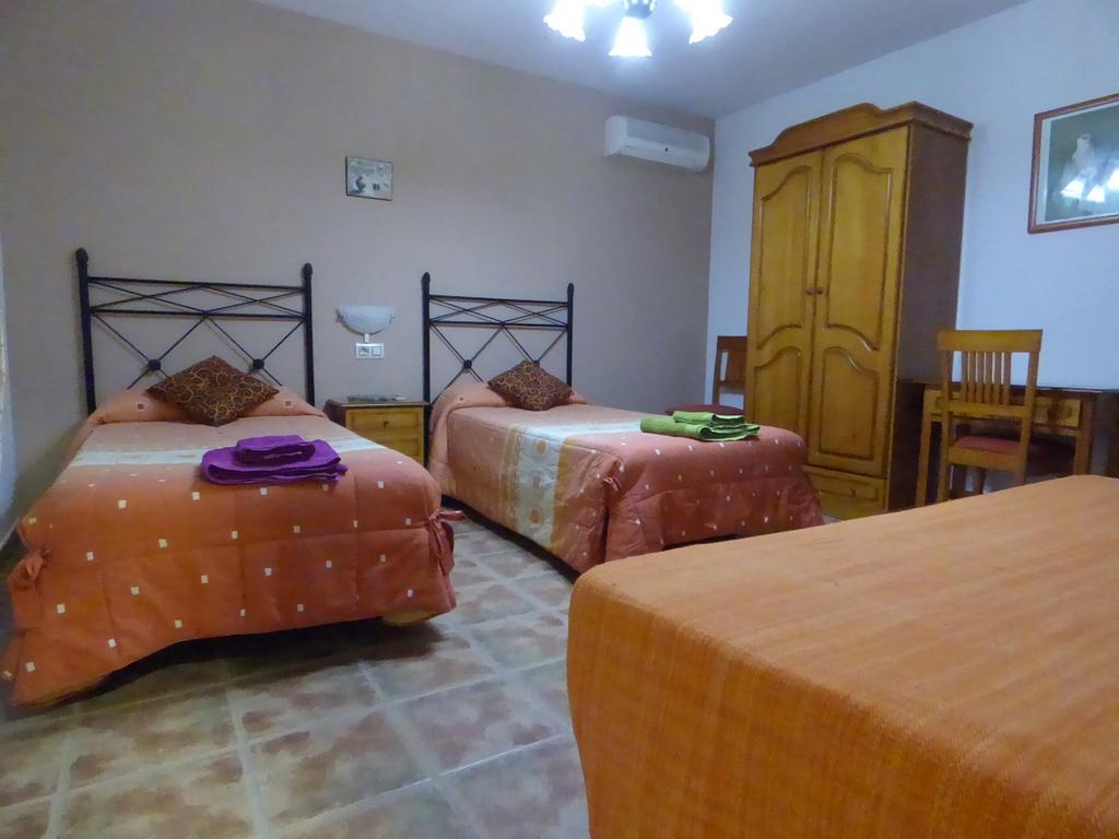 Casa Rural Al-Mofrag Y Apartamentos El Mirador De Monfraguee Villarreal de San Carlos Dış mekan fotoğraf