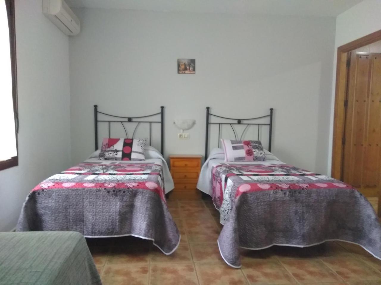 Casa Rural Al-Mofrag Y Apartamentos El Mirador De Monfraguee Villarreal de San Carlos Dış mekan fotoğraf