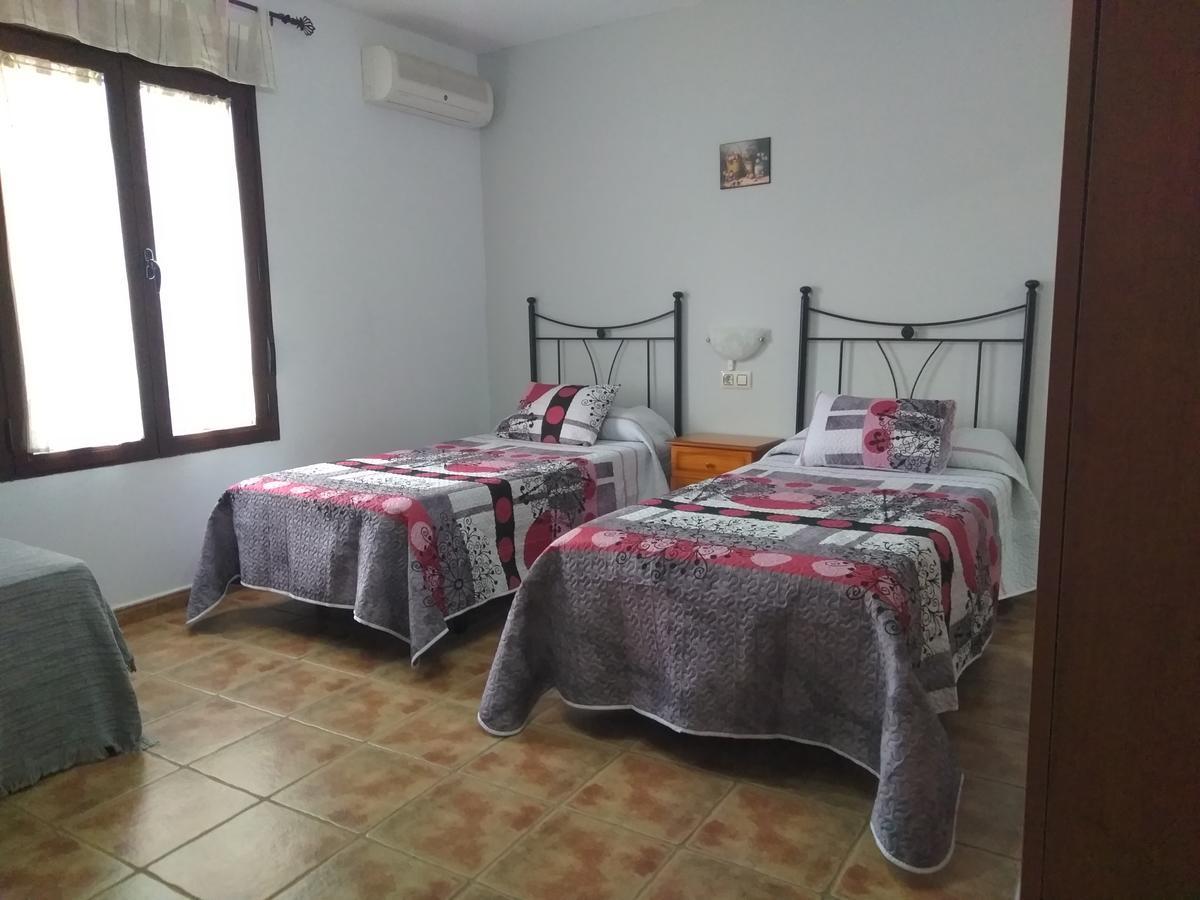 Casa Rural Al-Mofrag Y Apartamentos El Mirador De Monfraguee Villarreal de San Carlos Dış mekan fotoğraf