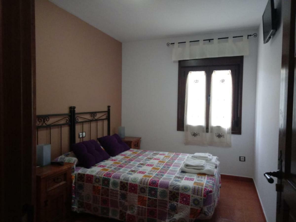 Casa Rural Al-Mofrag Y Apartamentos El Mirador De Monfraguee Villarreal de San Carlos Dış mekan fotoğraf